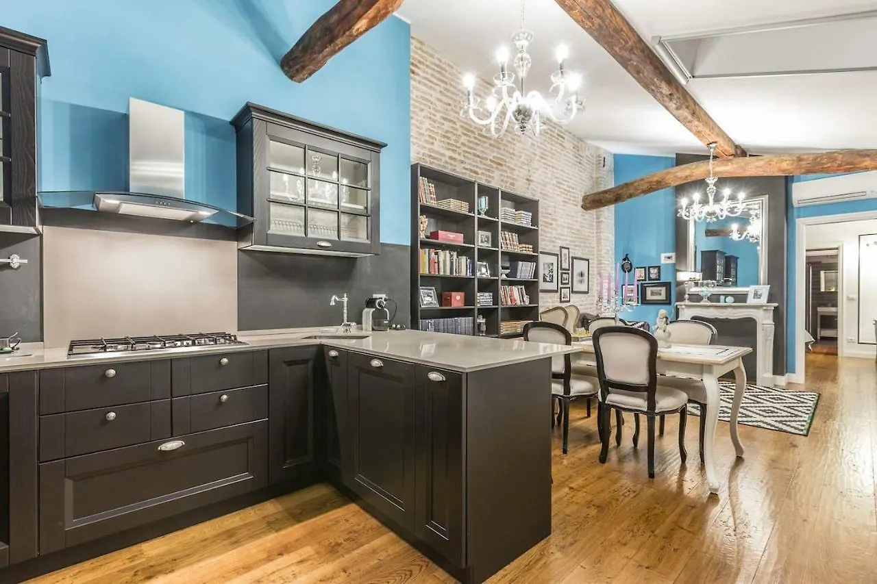 Delightful Carbonesi || The Place Bo Apartments Bologna 0*,  Italy