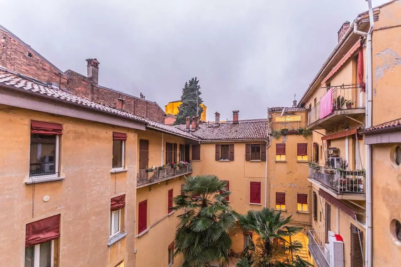 Delightful Carbonesi || The Place Bo Apartments Bologna 0*,  Italy
